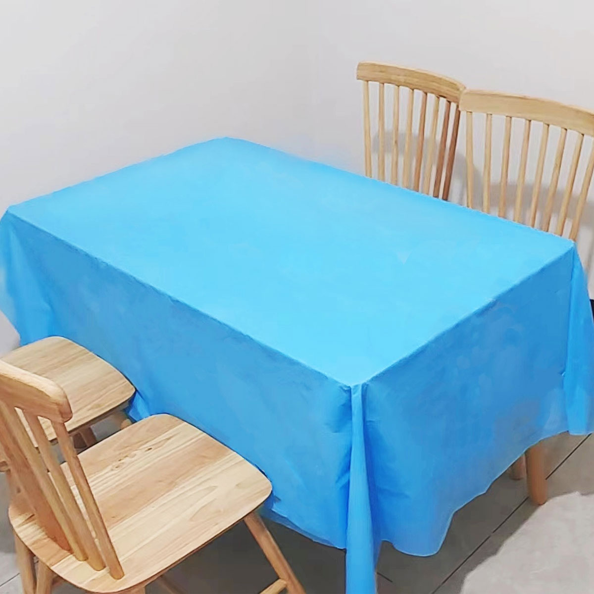 Sky Blue Plastic Table Cover (274cm)