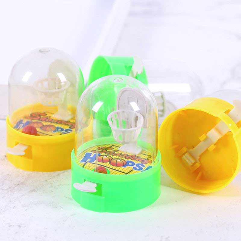 Mini hand held bsaketball game