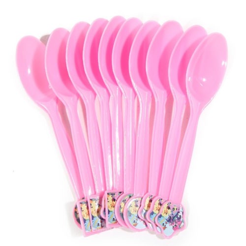 Party Spoons in My Little Pony theme makes cake cutting table so wonderful.