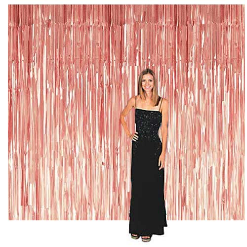 Check out the photoshoot at the party. Simply love the rose gold backdrop to give us such marvellous photos.