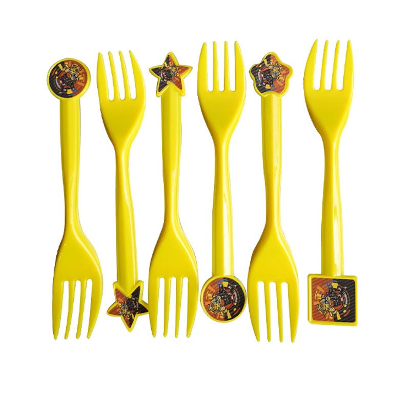 Get ready for Autobot vs Decepticon party fun! Cool Transformers party forks for your guests to enjoy the birthday cake!