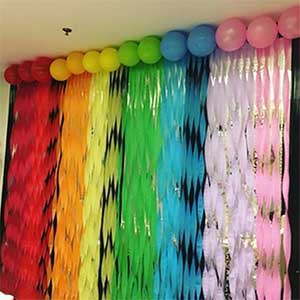 Widest range of crepe paper streamers for party decorations.