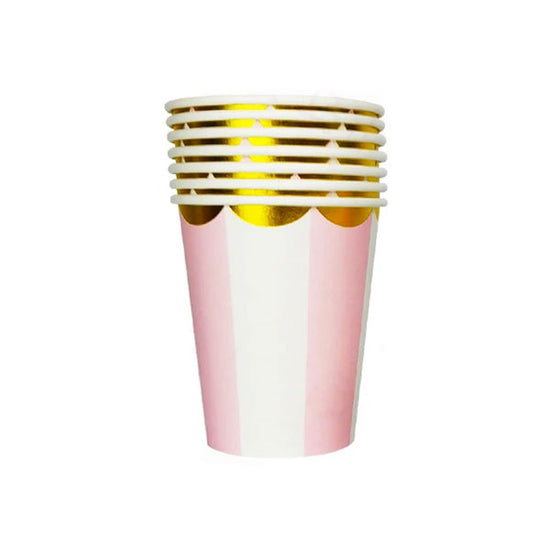 Pink and hot stamped gold scallop pattern on the party paper cups.