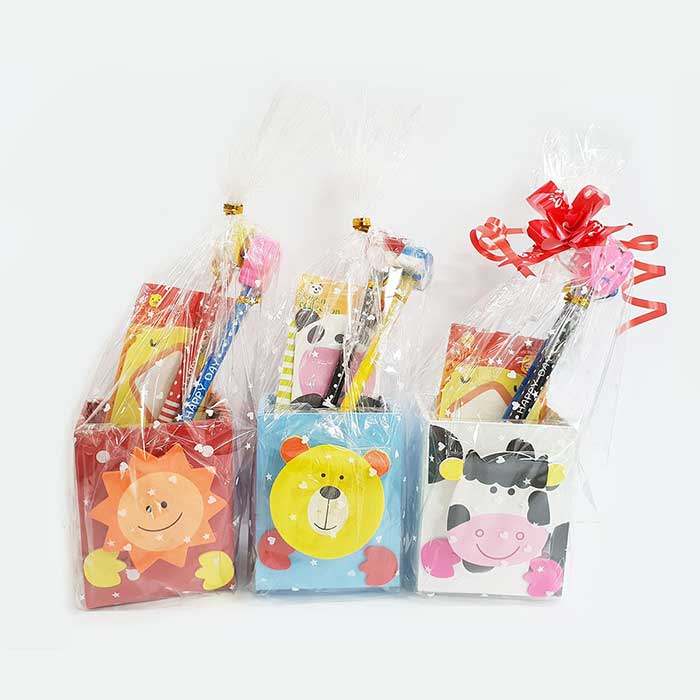 Cheerful Animal Stationery Set A perfect favor gift pack to mark the fun and interesting Birthday Party. Comes assorted in mixed designs. 